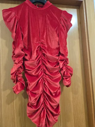 Vestido rojo de terciopelo