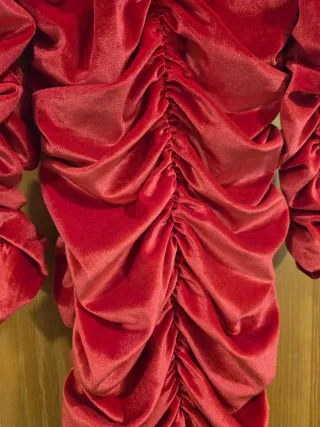 Vestido rojo de terciopelo