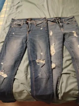 Vaqueros desgastados azules T 38 (5€/ud)