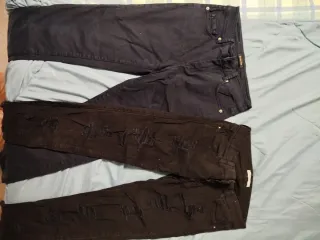 Vaqueros desgastados azules T 38 (5€/ud)