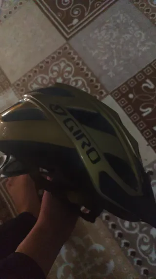 Casco Giro