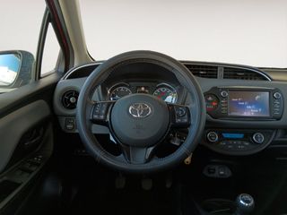 Toyota Yaris Active