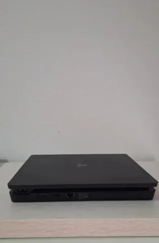 PS4 (PlayStation 4) Negra