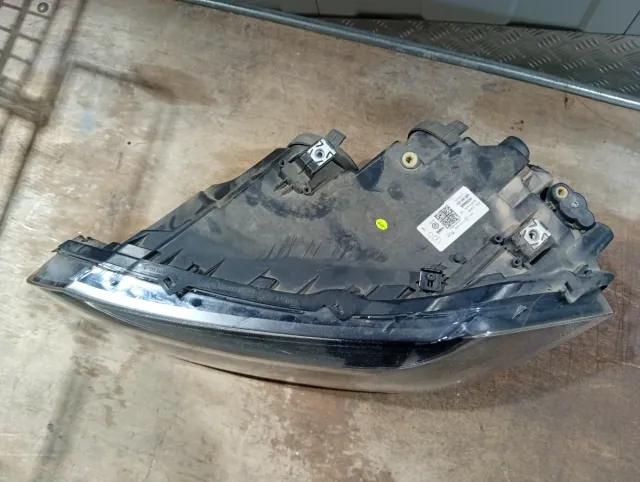 Faro Volkswagen Polo 2020