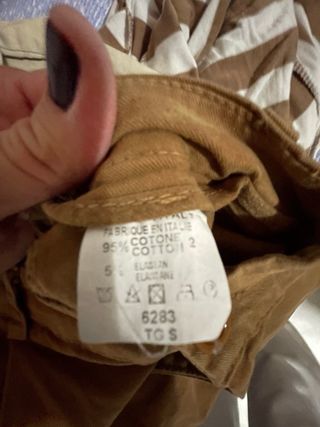 Pantaloni chino marroni