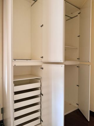Armadio moderno bianco ante battenti