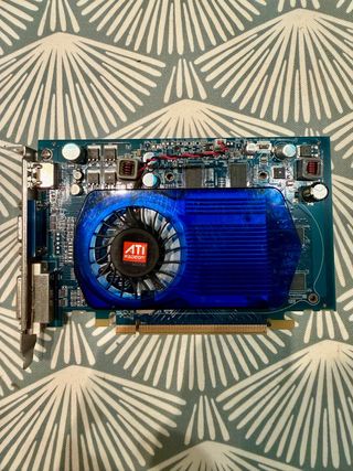 ATI Radeon HD3650 512MB Tarjeta Gráfica