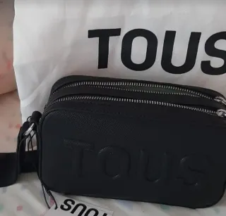 Bolso bandolera Tous con cremalleras