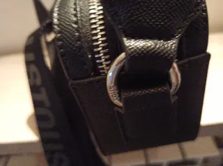 Bolso bandolera Tous con cremalleras
