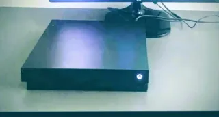 Xbox One X Negra