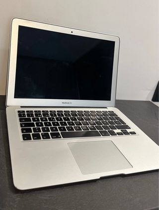 MacBook Air 13 8GB Plata Finales 2015
