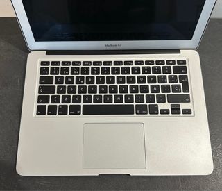 MacBook Air 13 8GB Plata Finales 2015
