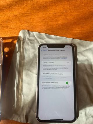 iPhone XR 64GB e Accessori