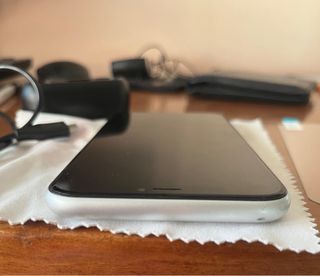 iPhone XR 64GB e Accessori
