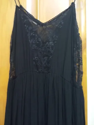 Vestido fiesta negro TRAFALUC encaje S