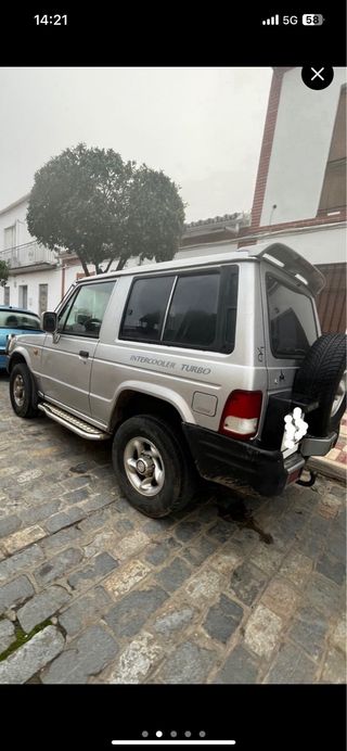 Mitsubishi Montero 2003