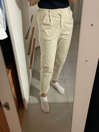 Pantaloni chino beige