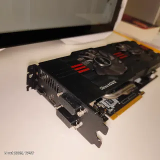 Tarjeta Gráfica Asus DirectCU II