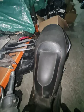Asiento Yamaha Xmax