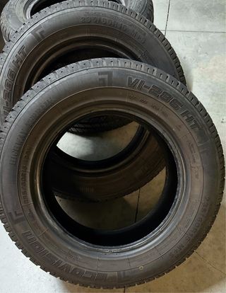 Pareja Neumáticos 235/60 R16 