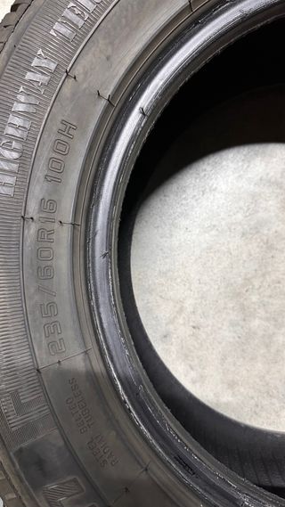 Pareja Neumáticos 235/60 R16 