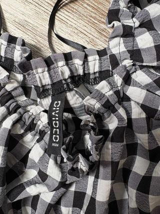 Blusa cuadros blanco y negro