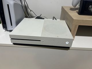 Xbox One S Blanca