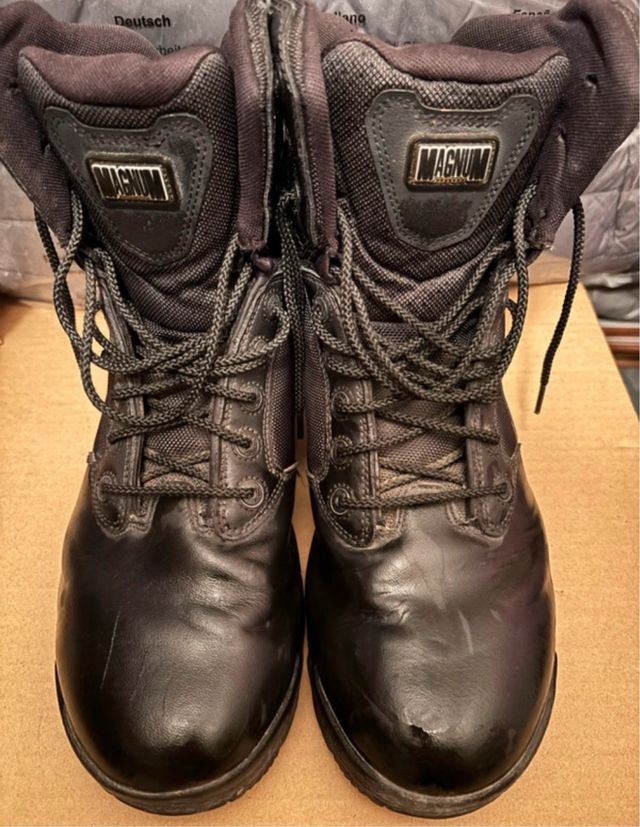 Botas Magnum Negras