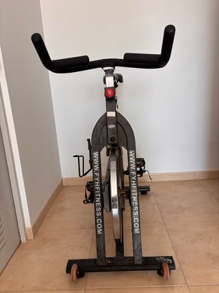 Bicicleta Estática BH Fitness