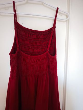 Vestido rojo fruncido largo