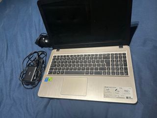 Portátil Asus P540L Plata/Negro