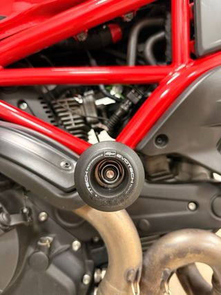 Protector caída Evotech para Monster 797/Scrambler