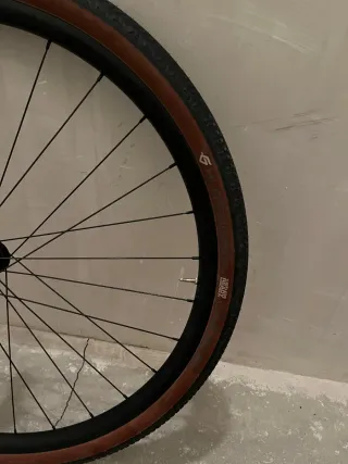 Ruedas Megamo Gravel GR 700 - TLR