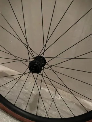 Ruedas Megamo Gravel GR 700 - TLR