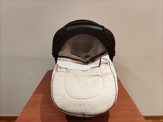 Silla de paseo Jané Muum y capazo Matrix Light 2