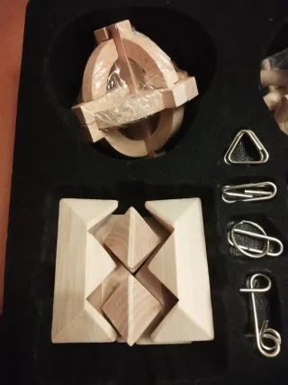 Juegos de ingenio madera y metal 8pzs