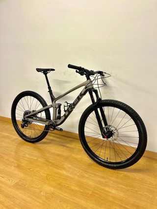 Bicicleta Trek  Fuel Carbono Doble Suspensión