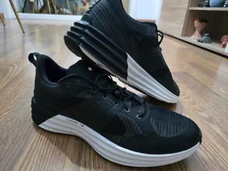 Nike Lunar Roam Negro/Gris