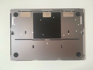 Tapa MacBook Pro 14” A2779 Md. 2023
ORIGINAL