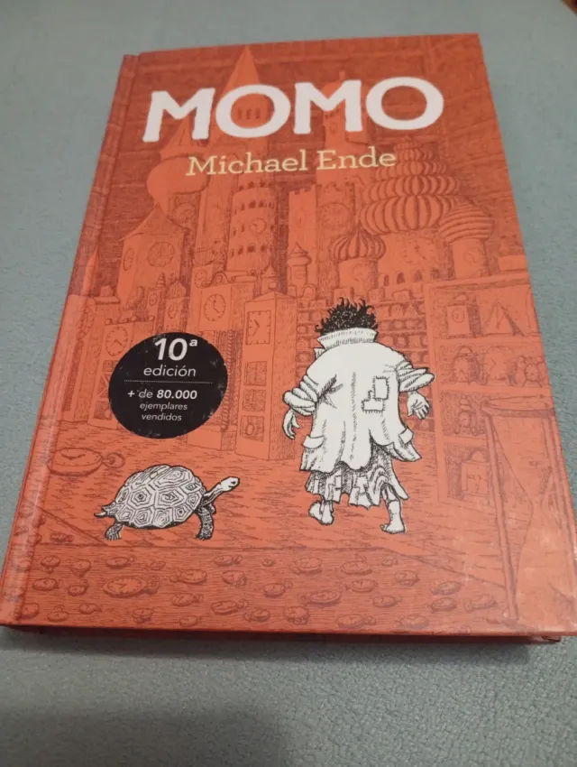 Momo (Colección Alfaguara Clásicos)