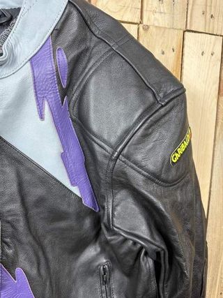 CHAQUETA T-2XL MOTO GARIBALDI MORADO 