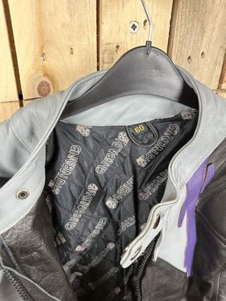 CHAQUETA T-2XL MOTO GARIBALDI MORADO 