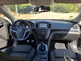 Opel Insignia 2010