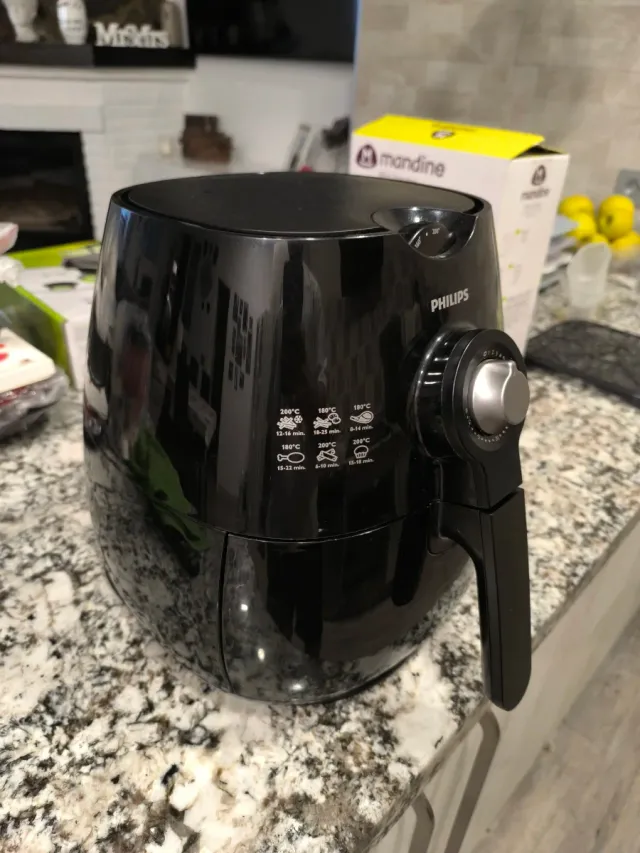 Freidora de Aire Philips Negra