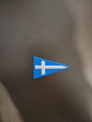 Toppa bandiera blu con croce bianca