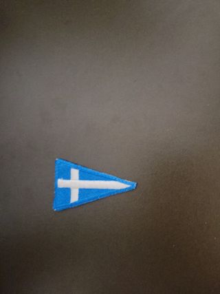 Toppa bandiera blu con croce bianca