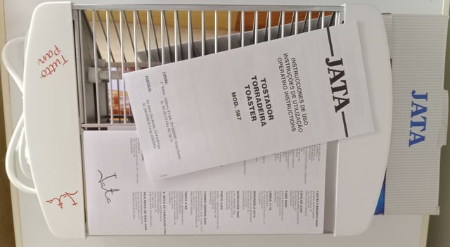 Tostador Eléctrico JATA Tutto Pan