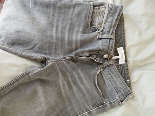 Pantalón Zara Gris