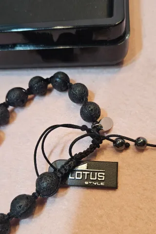 Pulsera Lotus Style Calavera Lava Negra