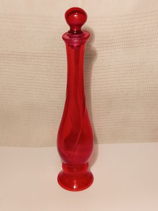 Anfora in vetro rosso